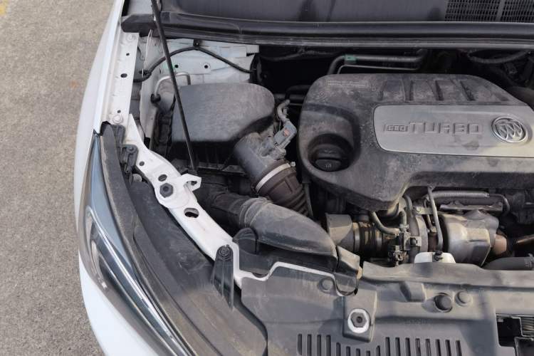 Used Buick Encore 2018 18T Automatic Two-Wheel Drive Urban Leading Model Engine Bay Right
