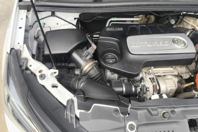 Used Buick Encore 2018 18T Automatic Two-Wheel Drive Urban Leading Model Engine Bay Right