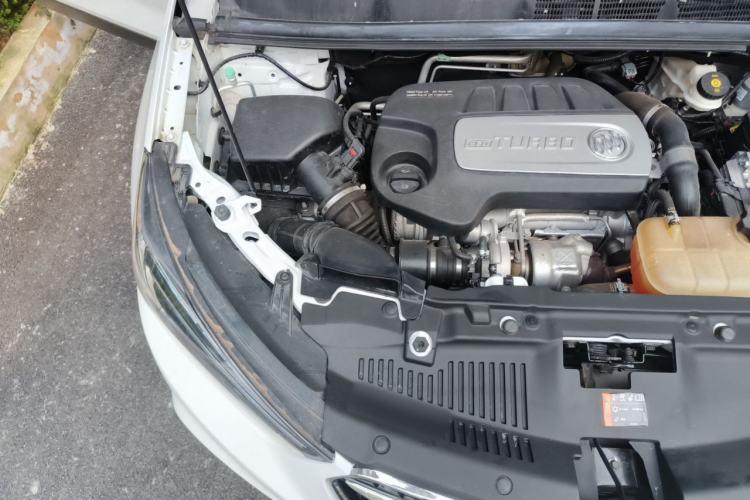 Used Buick Encore 2018 18T Automatic Two-Wheel Drive Urban Leading Model Engine Bay Right