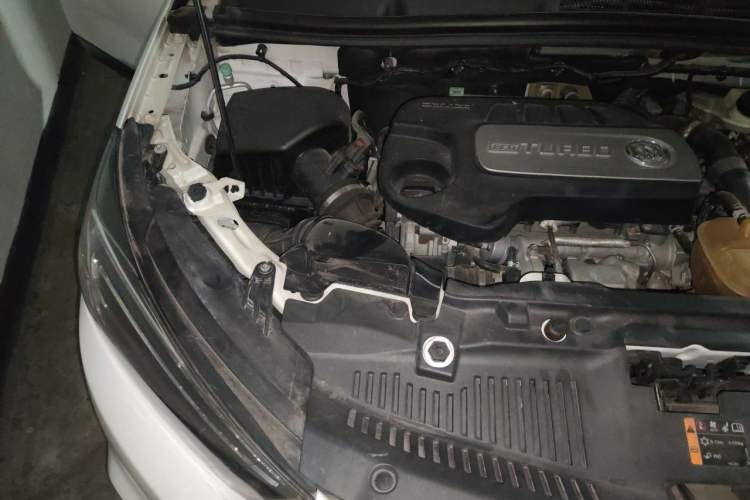Used Buick Encore 2018 18T Automatic Two-Wheel Drive Urban Leading Model Engine Bay Right
