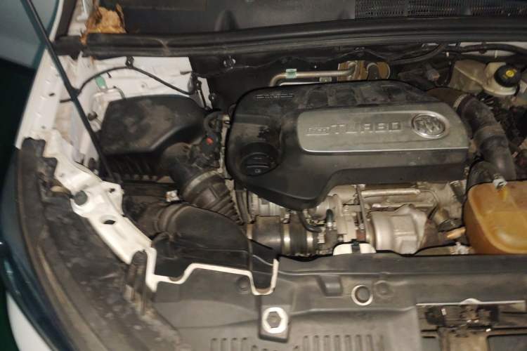 Used Buick Encore 2018 18T Automatic Two-Wheel Drive Urban Leading Model Engine Bay Right