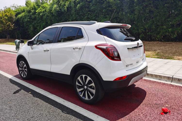 Used Buick Encore 2018 18T Automatic Two-Wheel Drive Urban Elite Model Exterior 3