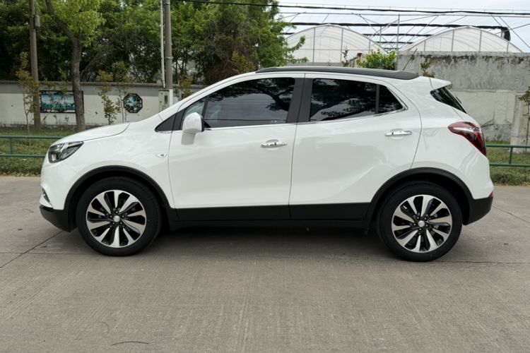 Used Buick Encore 2018 18T Automatic Two-Wheel Drive Urban Elite Model Exterior 4