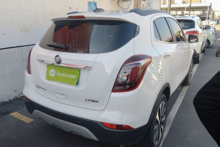 Used Buick Encore 2018 18T Automatic Two-Wheel Drive Urban Elite Model Exterior 5
