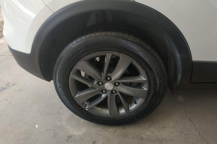 Used Buick Encore 2018 18T Automatic Two-Wheel Drive Urban Leading Model Exterior 5