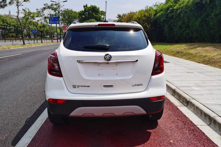 Used Buick Encore 2018 18T Automatic Two-Wheel Drive Urban Elite Model Exterior 5