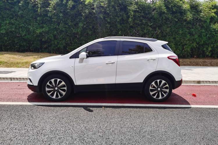 Used Buick Encore 2018 18T Automatic Two-Wheel Drive Urban Elite Model Exterior 6