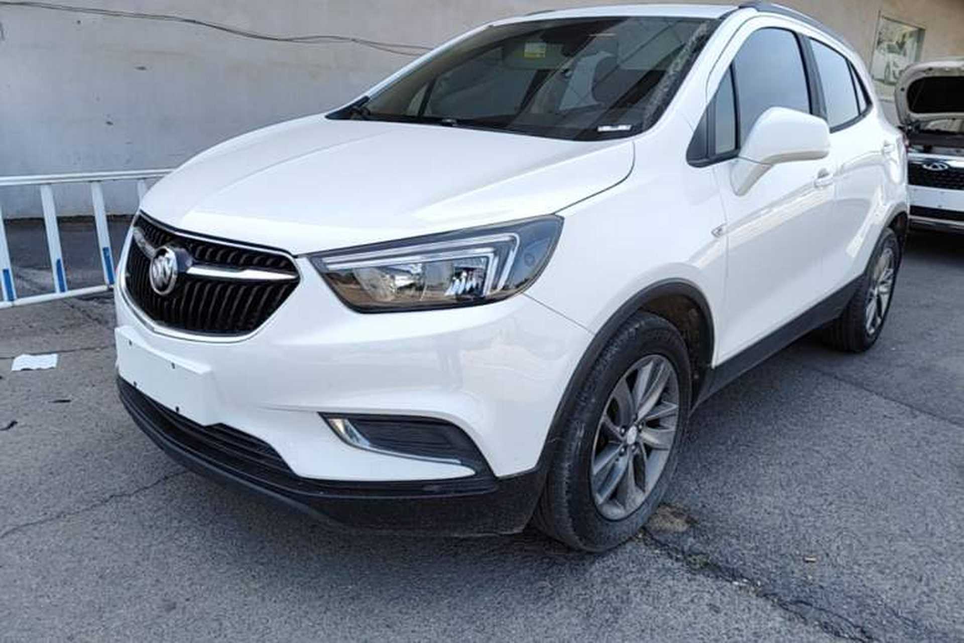 Used Buick Encore 2018 18T Automatic Two-Wheel Drive Urban Leading Model Front Left 45 Deg