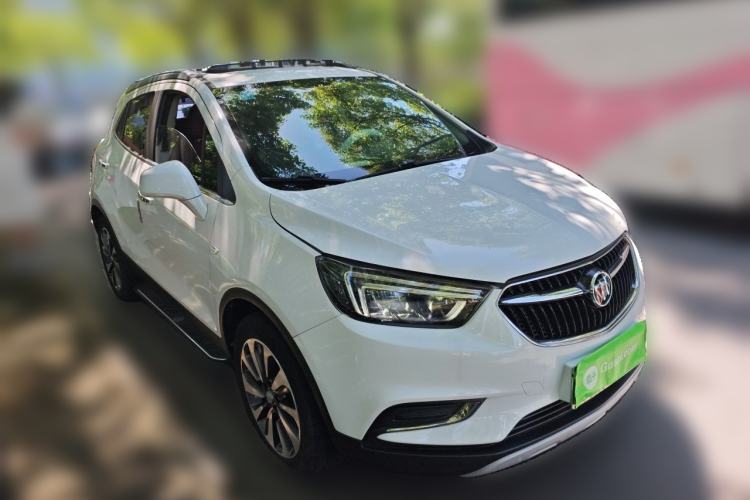 Used Buick Encore 2018 18T Automatic Two-Wheel Drive Urban Elite Model Front Right 45 Deg