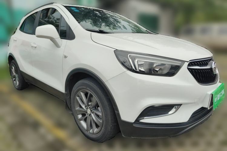 Used Buick Encore 2018 18T Automatic Two-Wheel Drive Urban Leading Model Front Right 45 Deg