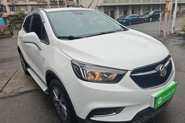 Used Buick Encore 2018 18T Automatic Two-Wheel Drive Urban Leading Model Front Right 45 Deg