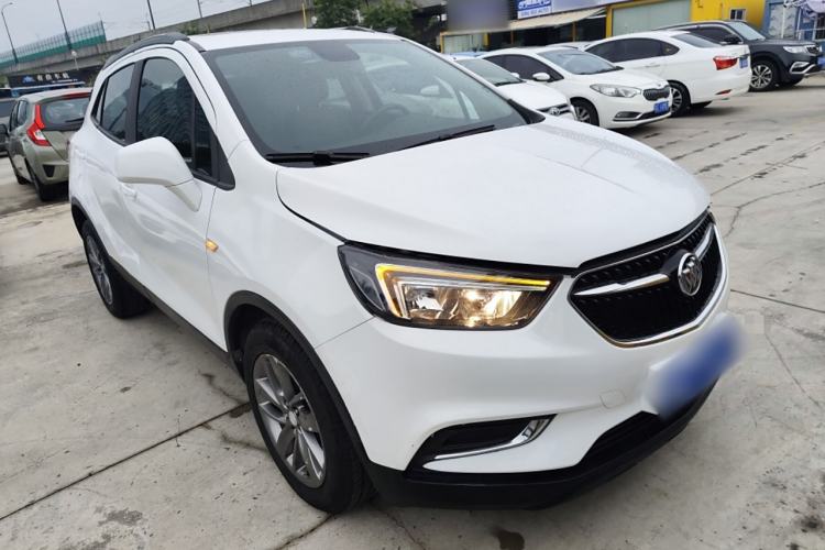 Used Buick Encore 2018 18T Automatic Two-Wheel Drive Urban Leading Model Front Right 45 Deg