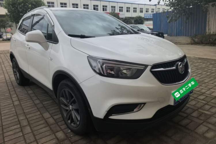 Used Buick Encore 2018 18T Automatic Two-Wheel Drive Urban Leading Model Front Right 45 Deg