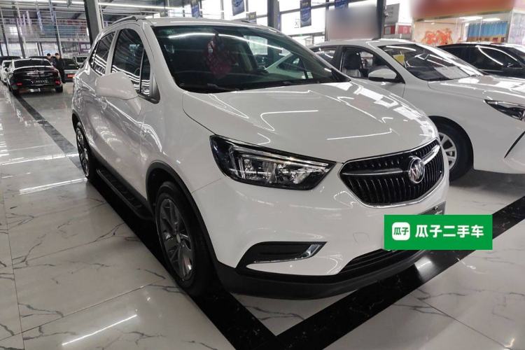 Used Buick Encore 2018 18T Automatic Two-Wheel Drive Urban Leading Model Front Right 45 Deg