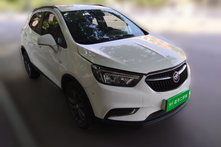 Used Buick Encore 2018 18T Automatic Two-Wheel Drive Urban Fashion Model Front Right 45 Deg