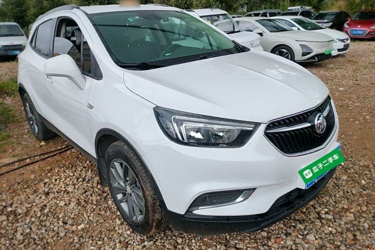 Used Buick Encore 2018 18T Automatic Two-Wheel Drive Urban Fashion Model Front Right 45 Deg