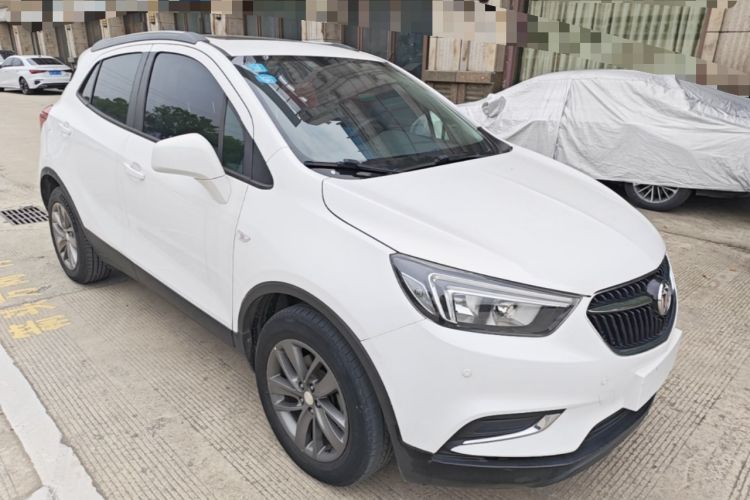 Used Buick Encore 2018 18T Automatic Two-Wheel Drive Urban Leading Model Front Right 45 Deg