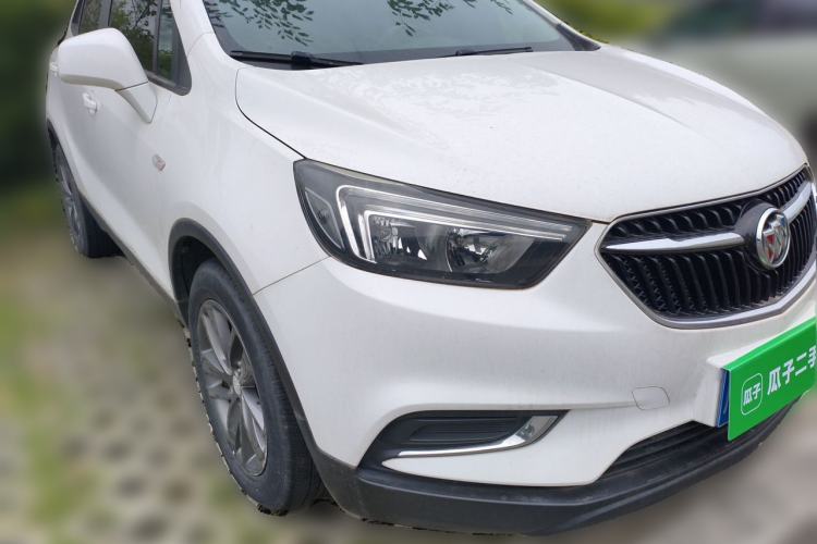 Used Buick Encore 2018 18T Automatic Two-Wheel Drive Urban Leading Model Front Right 45 Deg