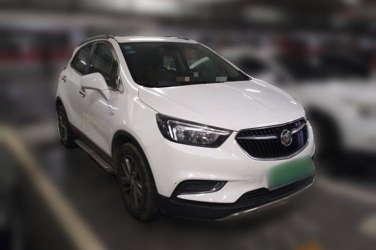 Used Buick Encore 2018 18T Automatic Two-Wheel Drive Urban Leading Model Front Right 45 Deg