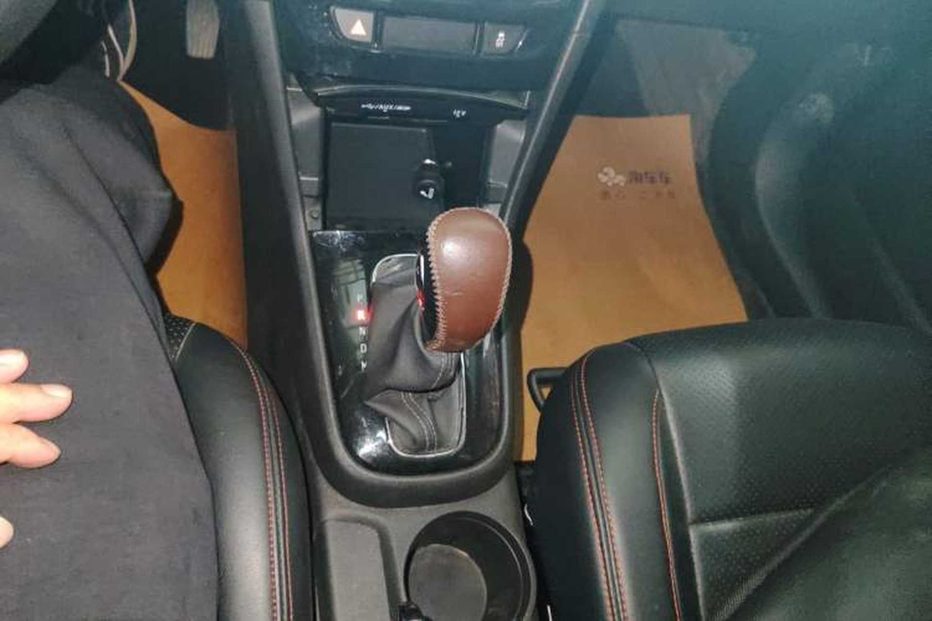 Used Buick Encore 2018 18T Automatic Two-Wheel Drive Urban Leading Model Gear Lever