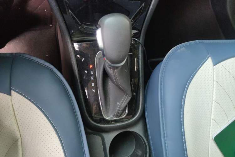 Used Buick Encore 2018 18T Automatic Two-Wheel Drive Urban Leading Model Gear Lever