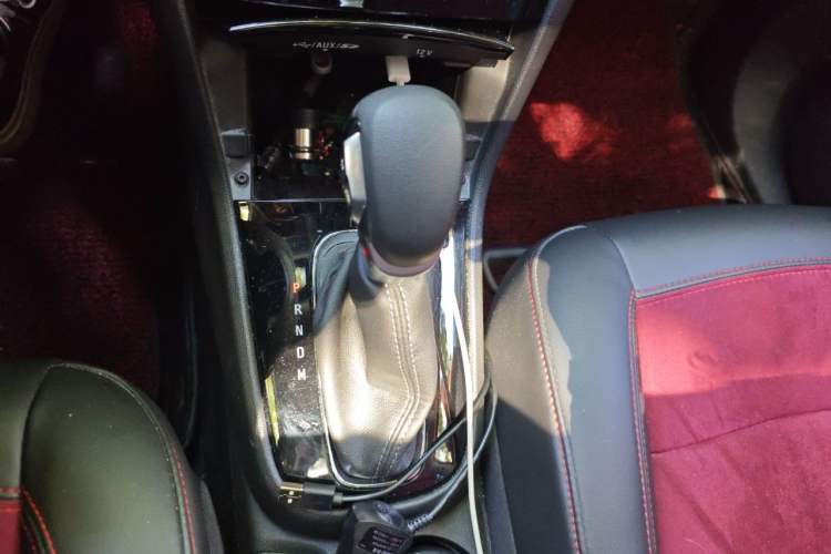 Used Buick Encore 2018 18T Automatic Two-Wheel Drive Urban Elite Model Gear Lever