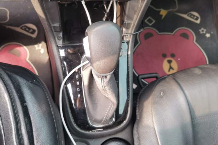 Used Buick Encore 2018 18T Automatic Two-Wheel Drive Urban Leading Model Gear Lever