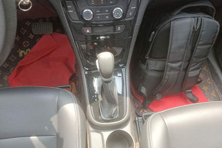 Used Buick Encore 2018 18T Automatic Two-Wheel Drive Urban Leading Model Gear Lever