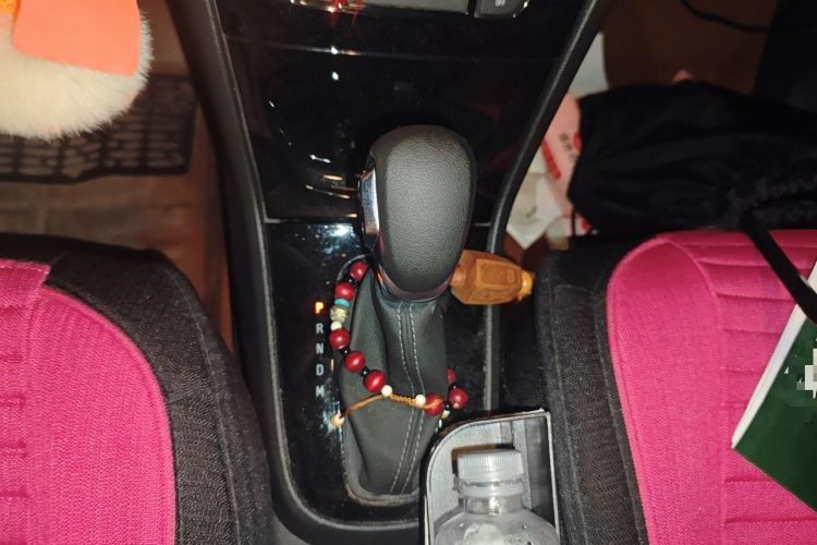 Used Buick Encore 2018 18T Automatic Two-Wheel Drive Urban Leading Model Gear Lever