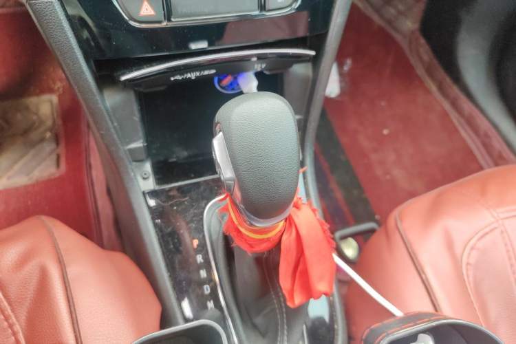 Used Buick Encore 2018 18T Automatic Two-Wheel Drive Urban Leading Model Gear Lever