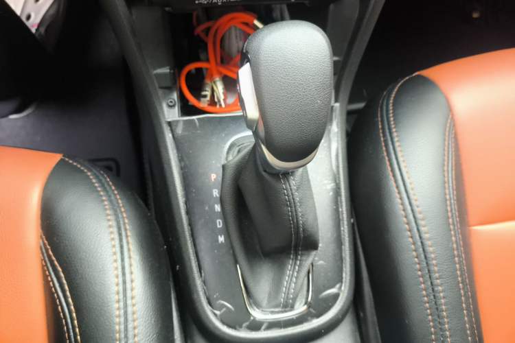 Used Buick Encore 2018 18T Automatic Two-Wheel Drive Urban Leading Model Gear Lever