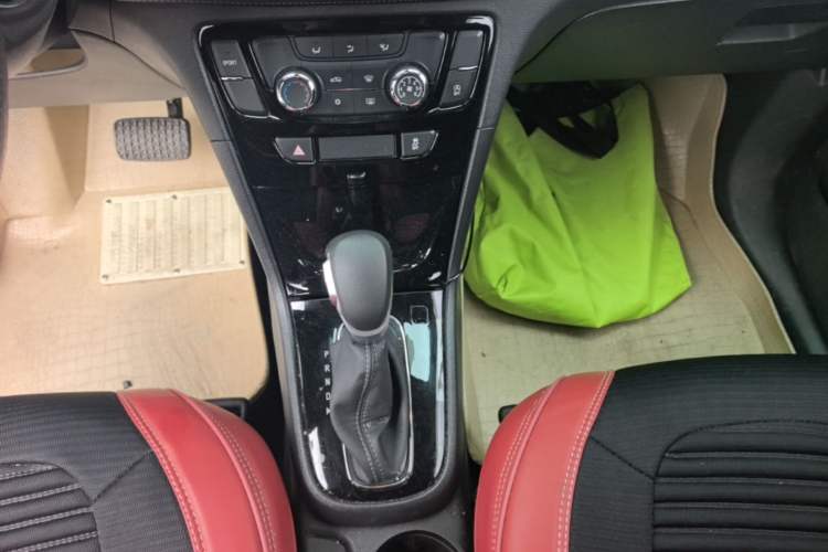 Used Buick Encore 2018 18T Automatic Two-Wheel Drive Urban Leading Model Gear Lever