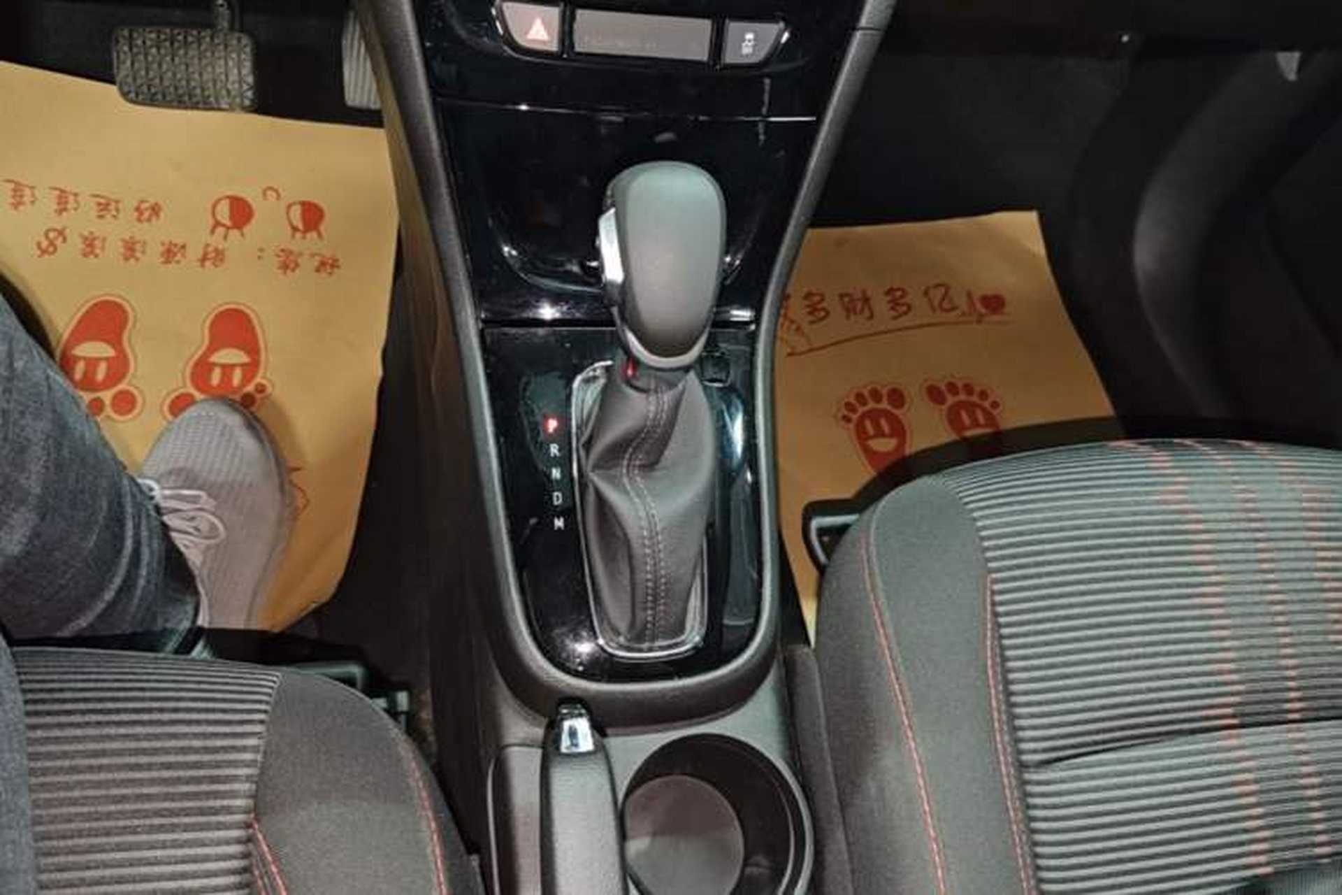 Used Buick Encore 2018 18T Automatic Two-Wheel Drive Urban Leading Model Gear Lever