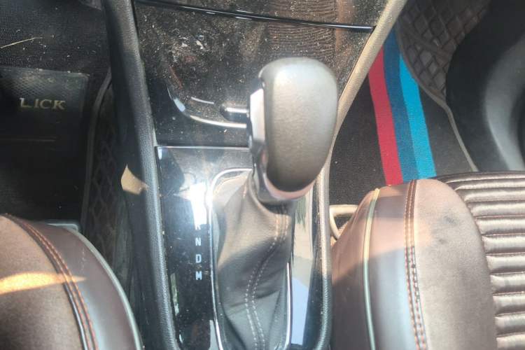 Used Buick Encore 2018 18T Automatic Two-Wheel Drive Urban Leading Model Gear Lever