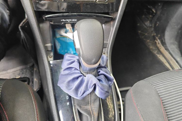 Used Buick Encore 2018 18T Automatic Two-Wheel Drive Urban Leading Model Gear Lever