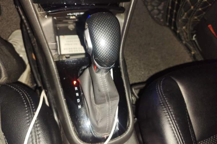 Used Buick Encore 2018 18T Automatic Two-Wheel Drive Urban Leading Model Gear Lever