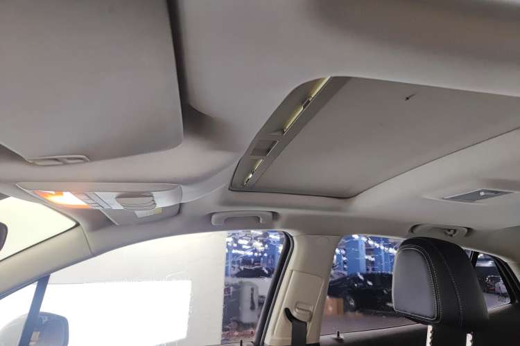 Used Buick Encore 2018 18T Automatic Two-Wheel Drive Urban Leading Model Headliner