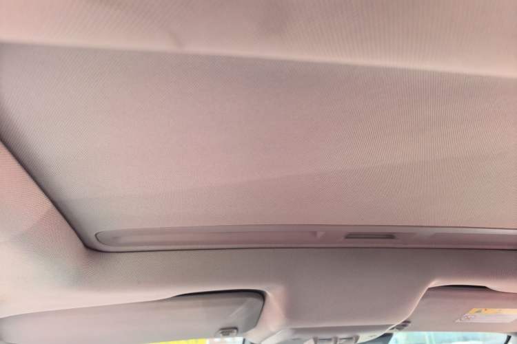 Used Buick Encore 2018 18T Automatic Two-Wheel Drive Urban Leading Model Headliner