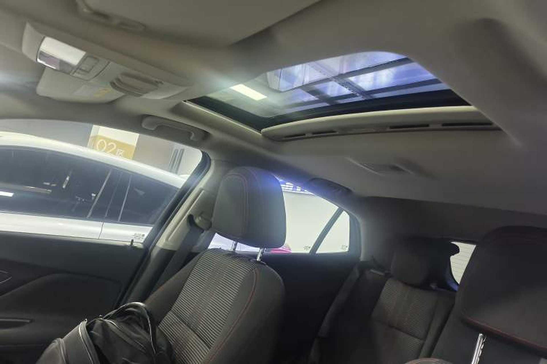 Used Buick Encore 2018 18T Automatic Two-Wheel Drive Urban Fashion Model Headliner