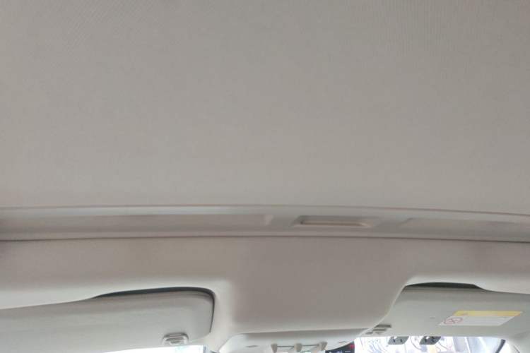 Used Buick Encore 2018 18T Automatic Two-Wheel Drive Urban Leading Model Headliner