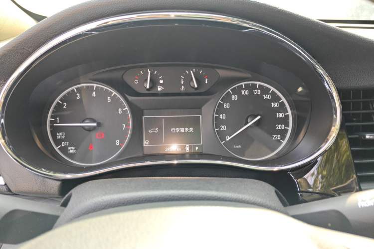 Used Buick Encore 2018 18T Automatic Two-Wheel Drive Urban Leading Model Instrument Cluster