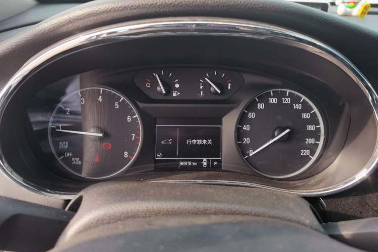 Used Buick Encore 2018 18T Automatic Two-Wheel Drive Urban Leading Model Instrument Cluster