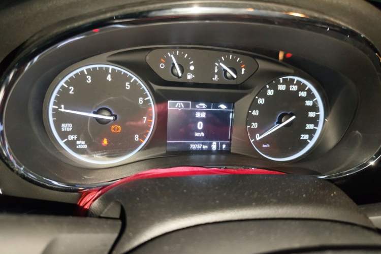 Used Buick Encore 2018 18T Automatic Two-Wheel Drive Urban Fashion Model Instrument Cluster