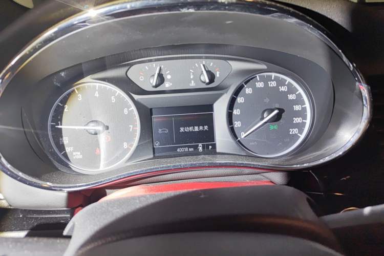 Used Buick Encore 2018 18T Automatic Two-Wheel Drive Urban Elite Model Instrument Cluster