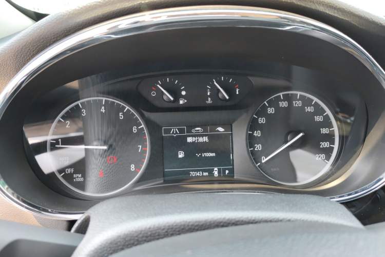 Used Buick Encore 2018 18T Automatic Two-Wheel Drive Urban Leading Model Instrument Cluster