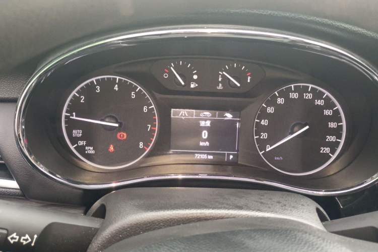 Used Buick Encore 2018 18T Automatic Two-Wheel Drive Urban Fashion Model Instrument Cluster