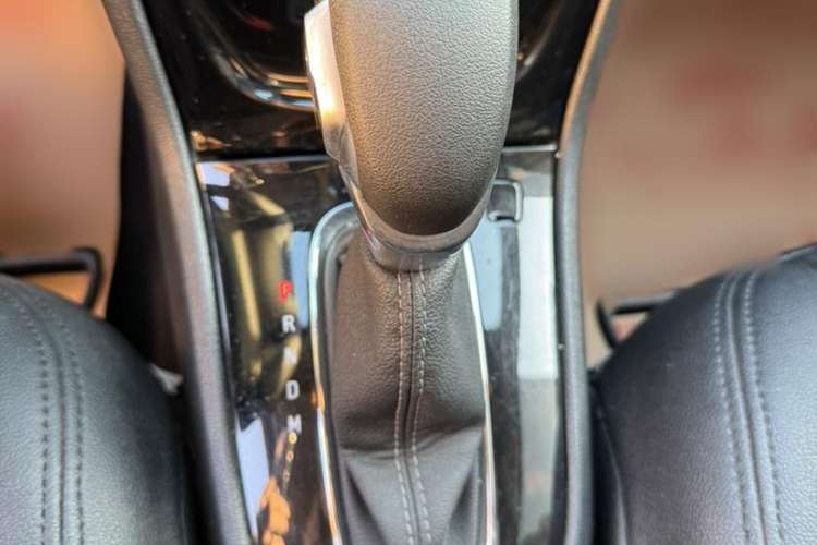 Used Buick Encore 2018 18T Automatic Two-Wheel Drive Urban Leading Model Interior 10