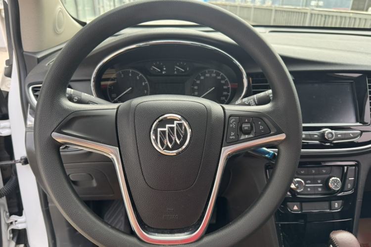 Used Buick Encore 2018 18T Automatic Two-Wheel Drive Urban Leading Model Interior 2