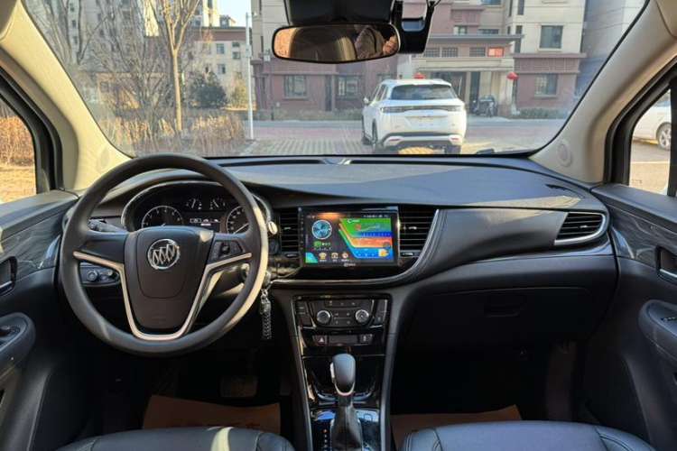 Used Buick Encore 2018 18T Automatic Two-Wheel Drive Urban Leading Model Interior 3