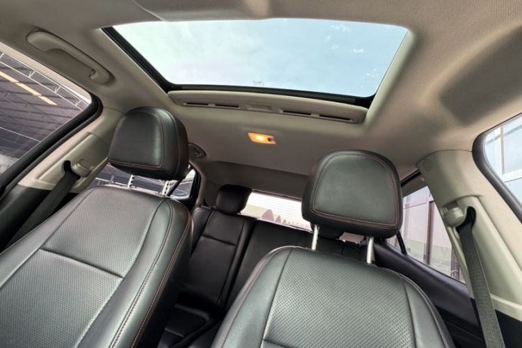 Used Buick Encore 2018 18T Automatic Two-Wheel Drive Urban Leading Model Interior 7